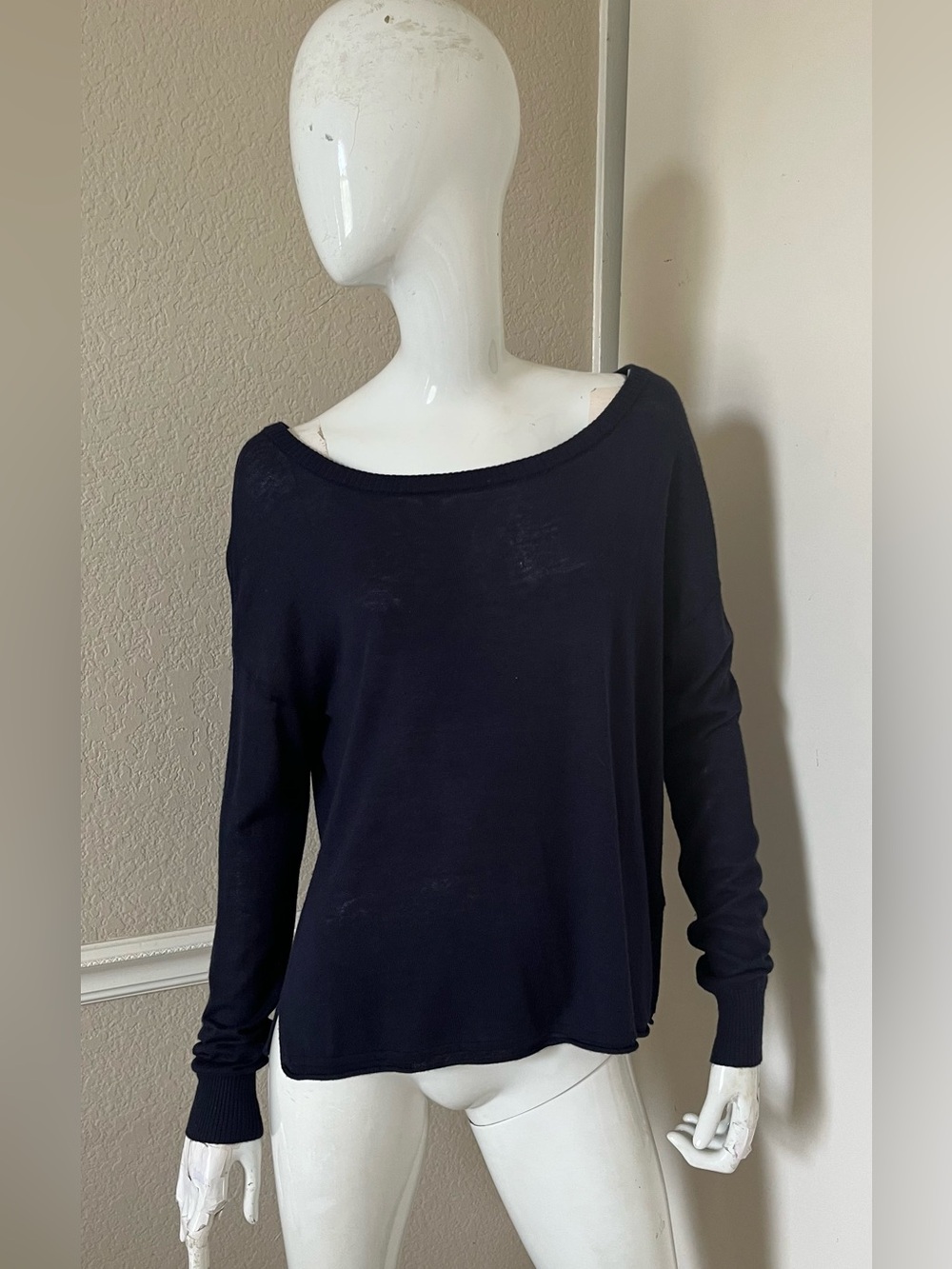 MOTH ANTHOLOGIE Navy Blue Cashmere Blend Wide Shoulder Slouchy Knit Sweater Sz S